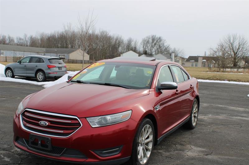 Ford Taurus Limited FWD 2013