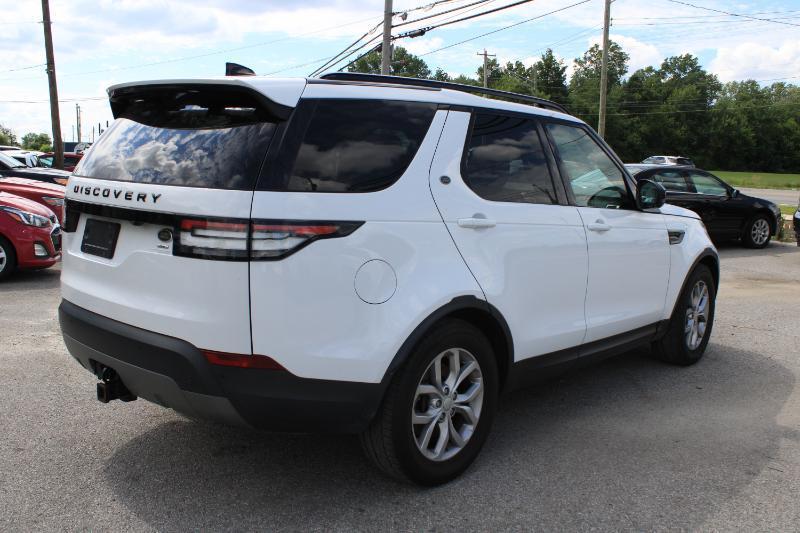 Land Rover Discovery SE 2018