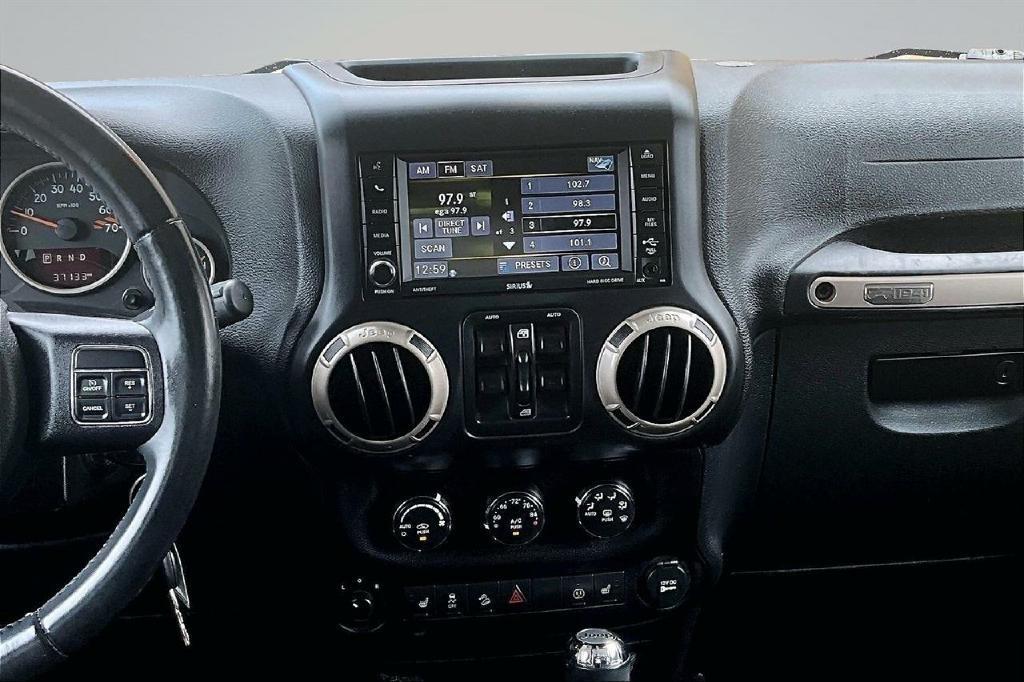 Jeep Wrangler Unlimited Sahara 4WD 2016