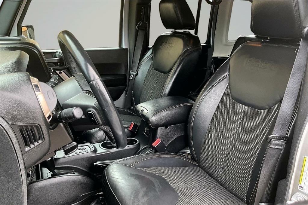 Jeep Wrangler Unlimited Sahara 4WD 2016