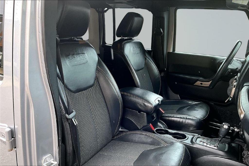 Jeep Wrangler Unlimited Sahara 4WD 2016