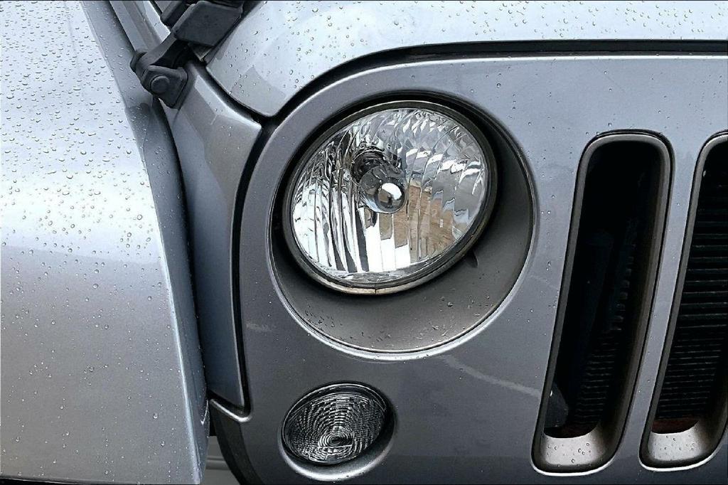 Jeep Wrangler Unlimited Sahara 4WD 2016