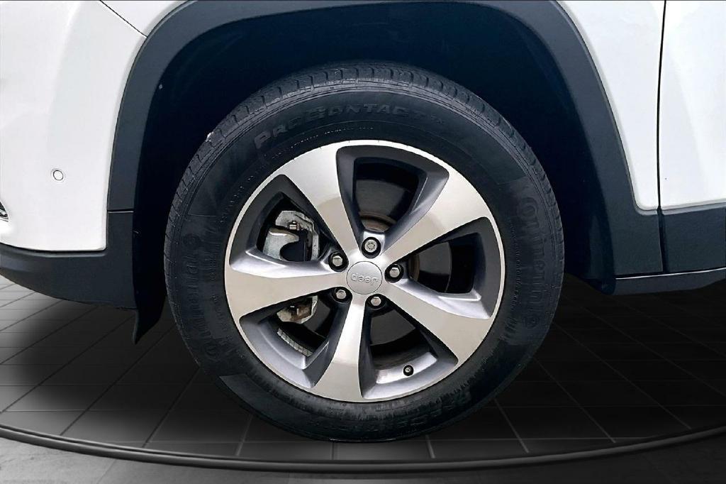 Jeep Cherokee Limited 4WD 2021