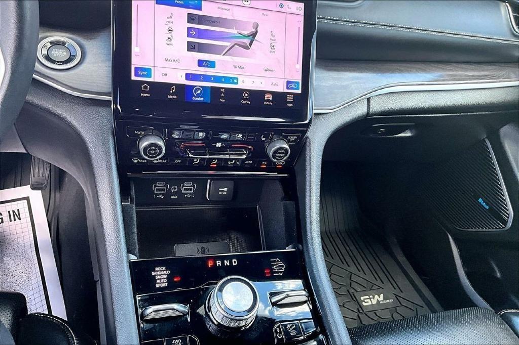 Jeep Grand Cherokee Overland 4WD 2022