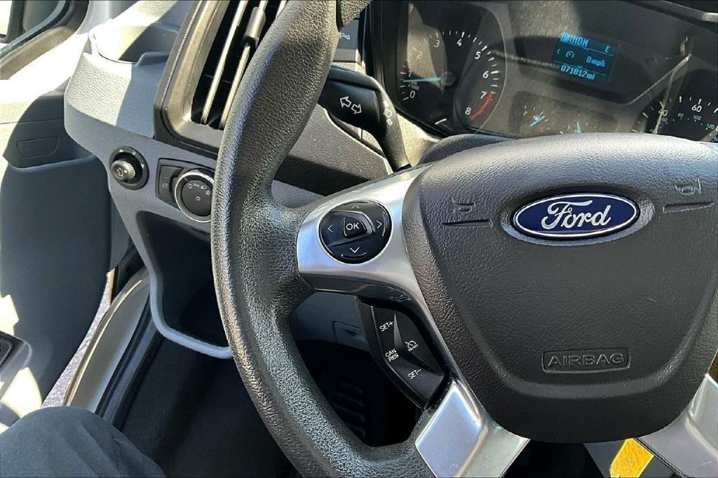 Ford Transit 350 Wagon Low Roof XLT w/Sliding Pass. 148-in. WB 2018