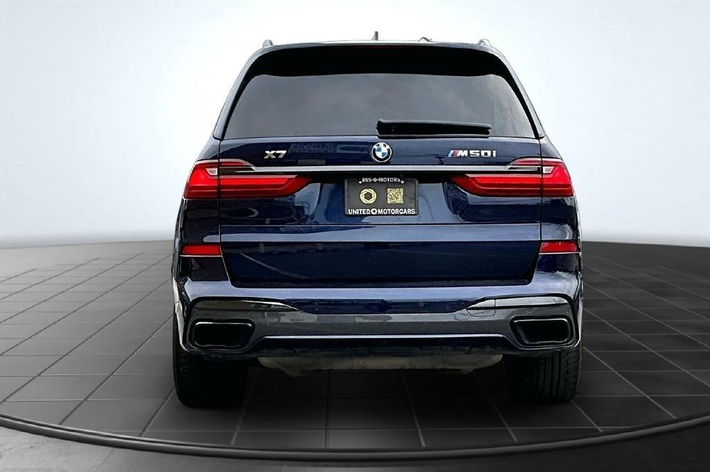 BMW X7 M50i 2021