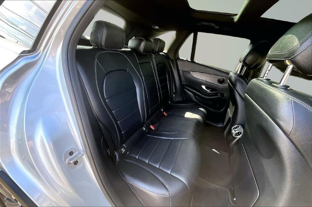 Mercedes-Benz GLC-Class GLC300 4MATIC 2021