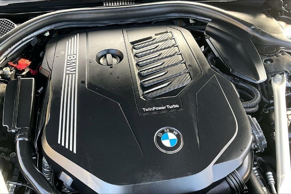 BMW 7-Series 740i xDrive 2020