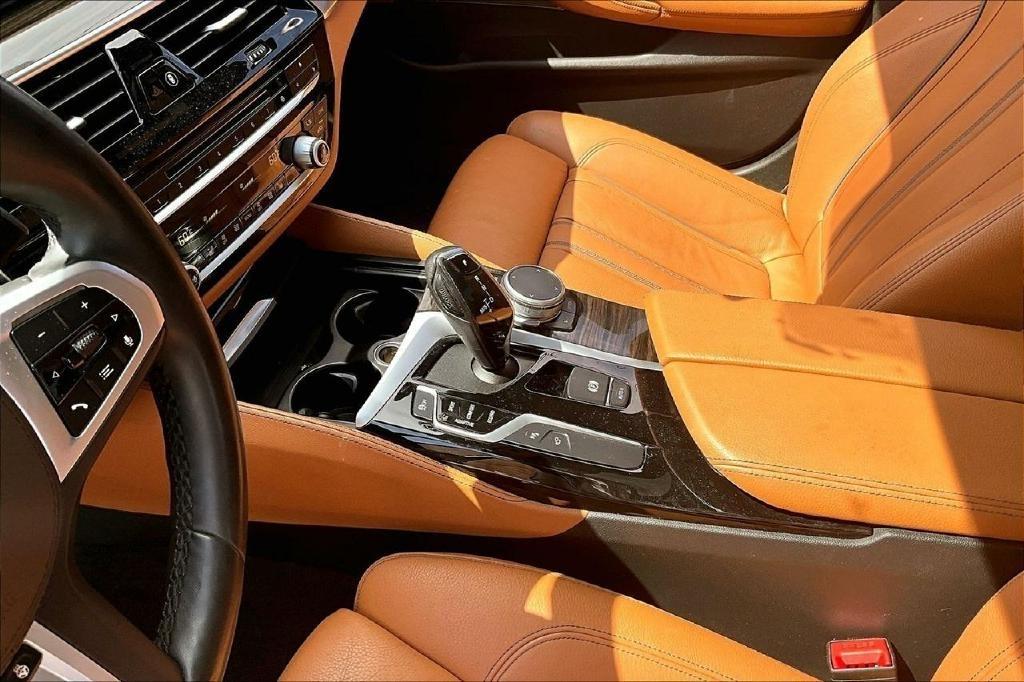 BMW 5-Series M550i xDrive 2019