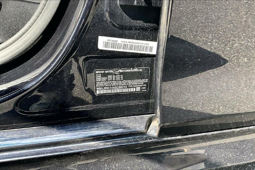 BMW 5-Series M550i xDrive 2019