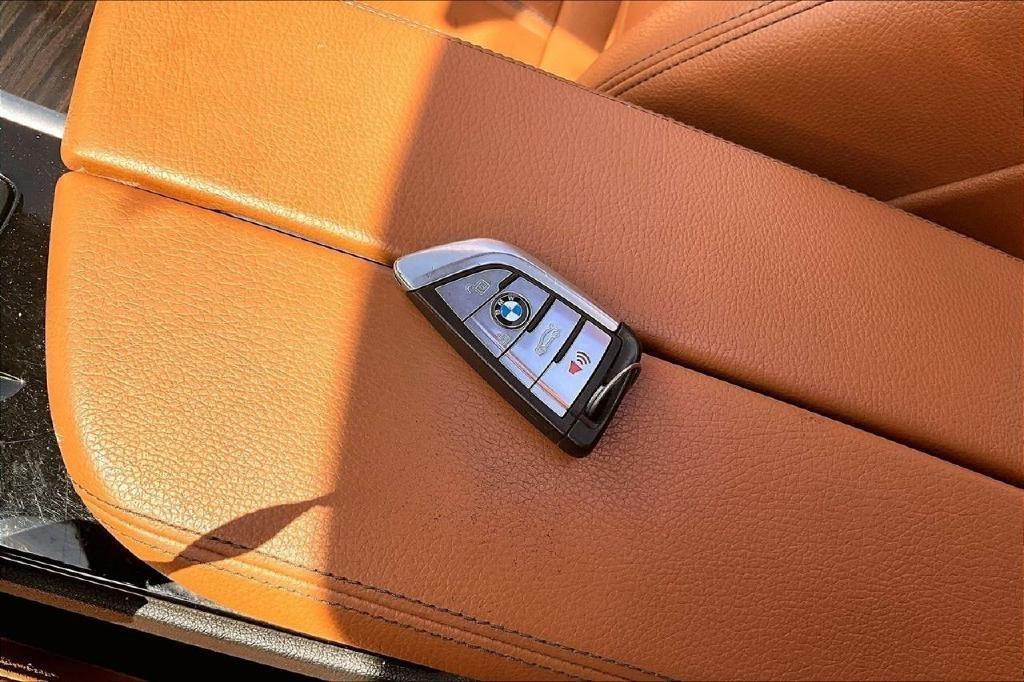 BMW 5-Series M550i xDrive 2019
