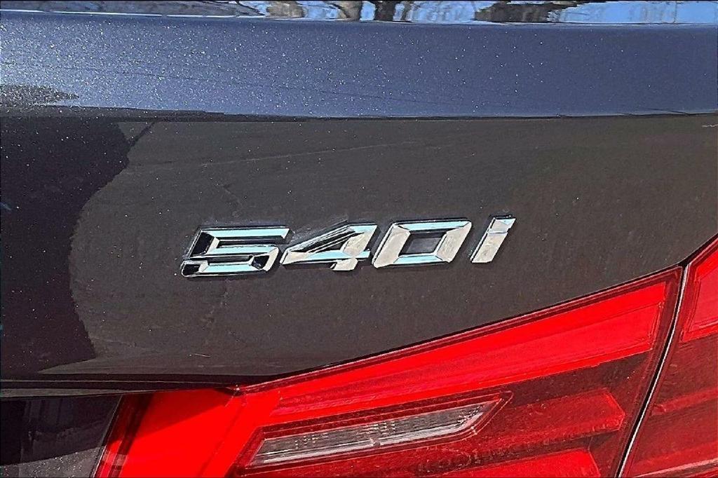 BMW 5-Series 540i 2018