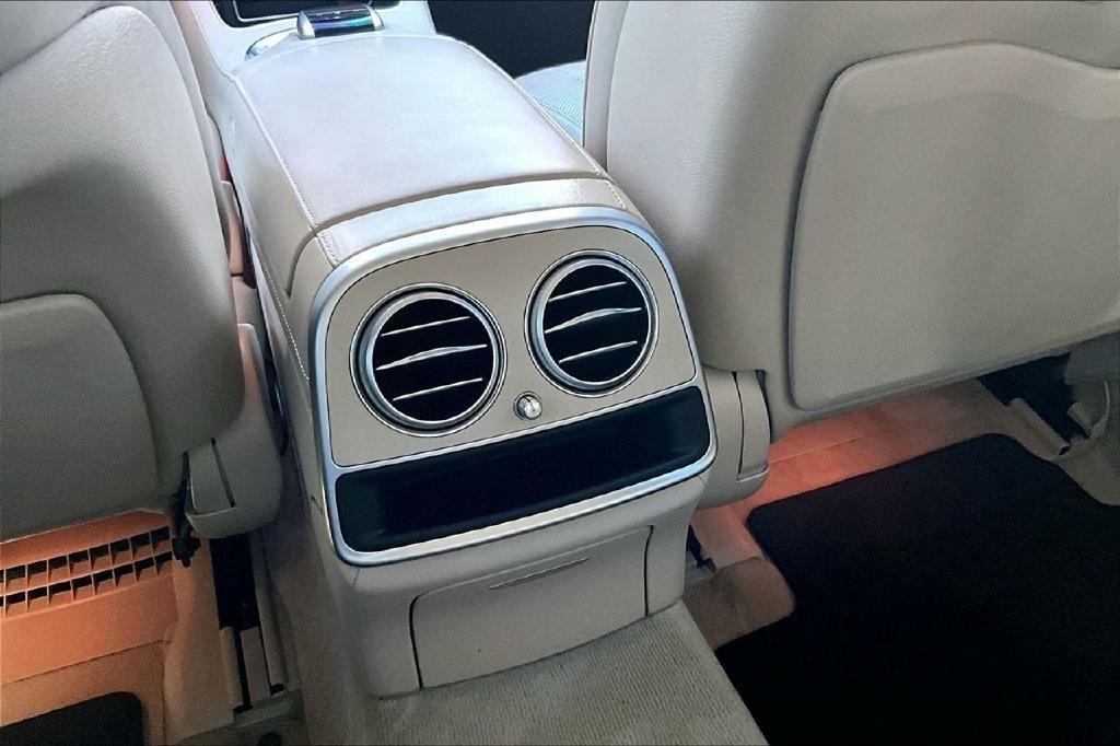Mercedes-Benz S-Class S560 2019