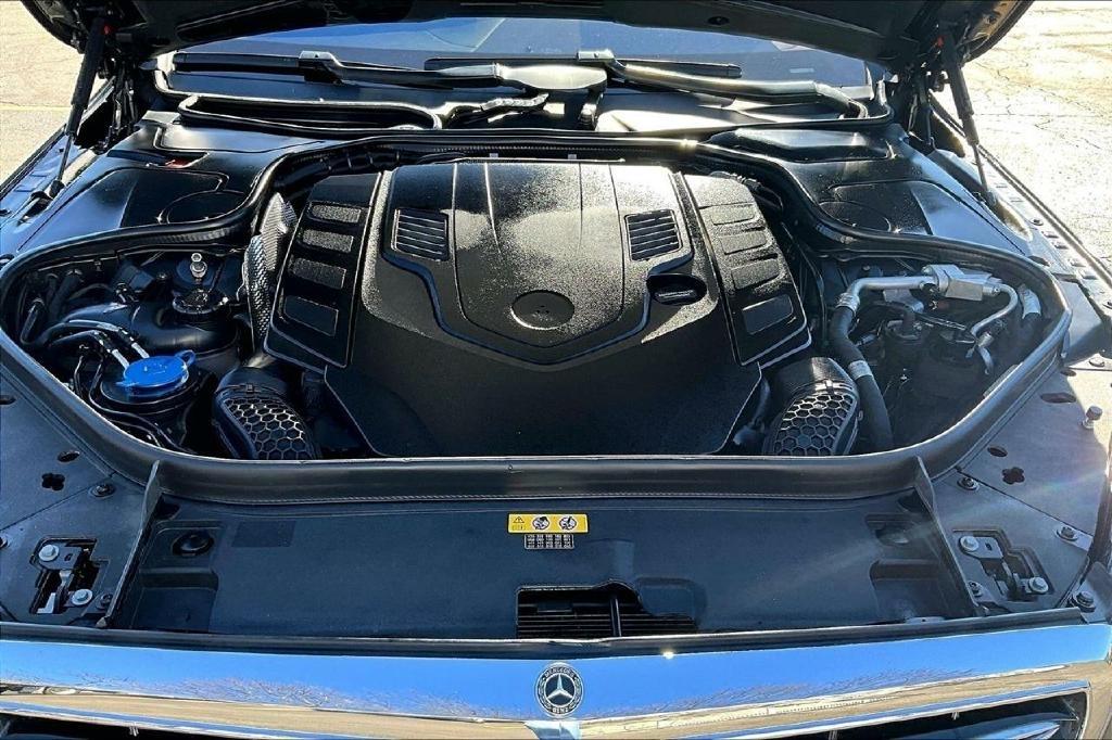 Mercedes-Benz S-Class S560 2019