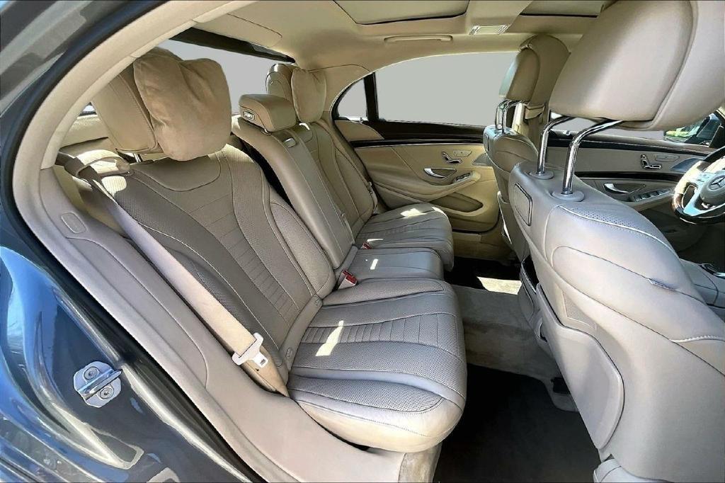 Mercedes-Benz S-Class S560 4MATIC 2019