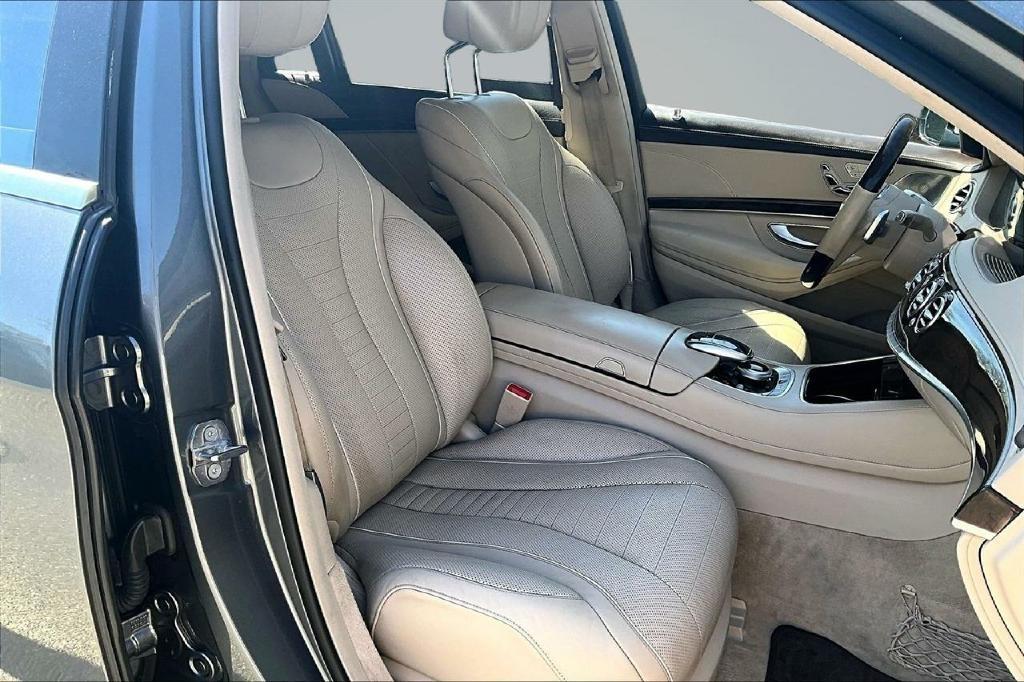 Mercedes-Benz S-Class S560 4MATIC 2019