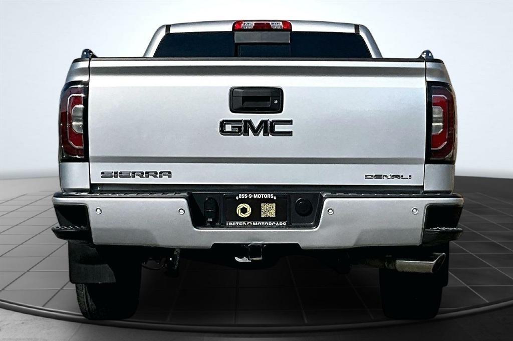 GMC Sierra 1500 Denali Crew Cab Long Box 4WD 2018