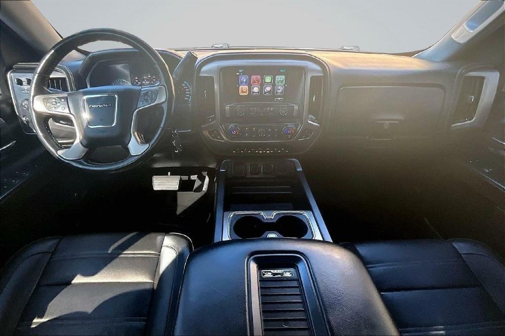 GMC Sierra 1500 Denali Crew Cab Long Box 4WD 2018