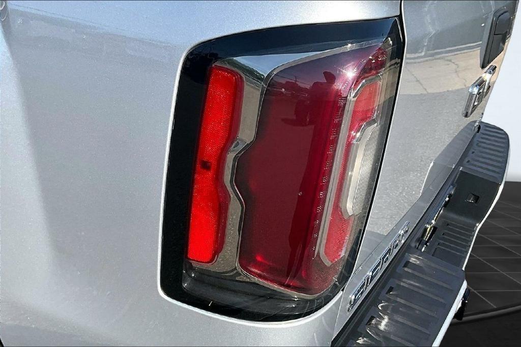 GMC Sierra 1500 Denali Crew Cab Long Box 4WD 2018
