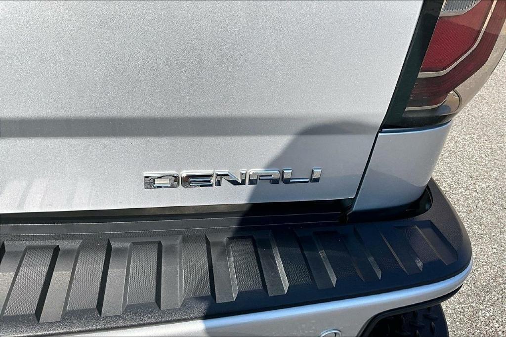 GMC Sierra 1500 Denali Crew Cab Long Box 4WD 2018
