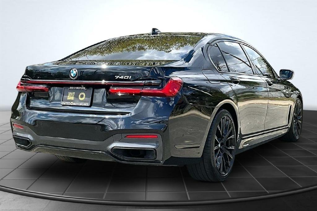 BMW 7-Series 740i 2020