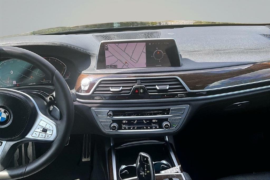 BMW 7-Series 740i 2020