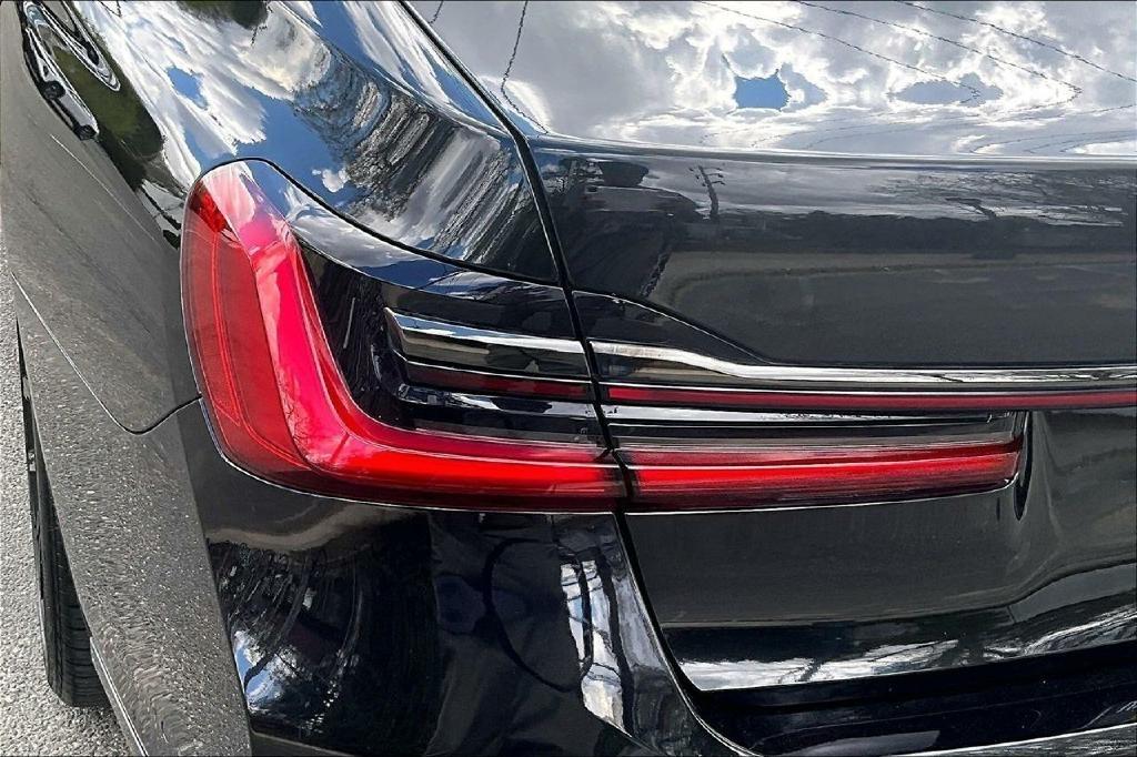 BMW 7-Series 740i 2020