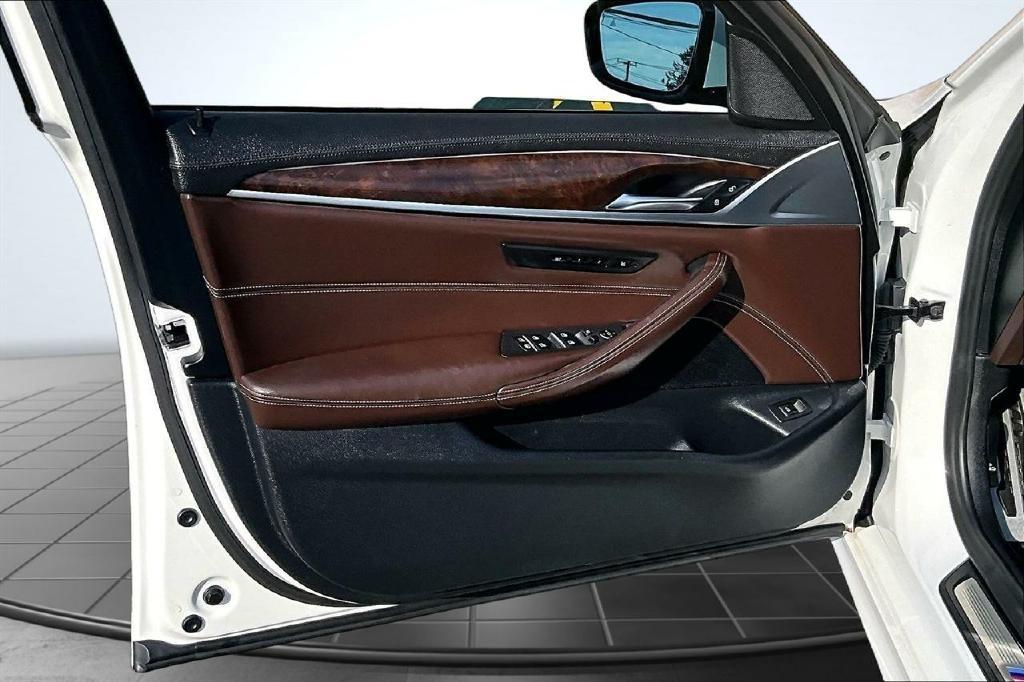 BMW 5-Series 540i 2020
