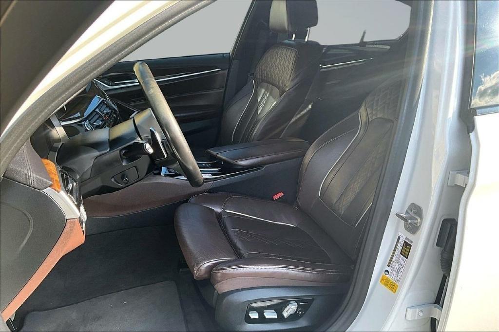 BMW 5-Series 540i 2020