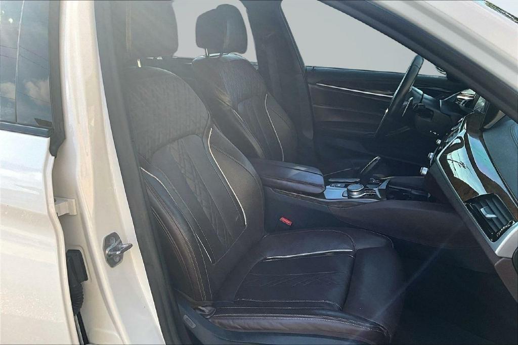 BMW 5-Series 540i 2020