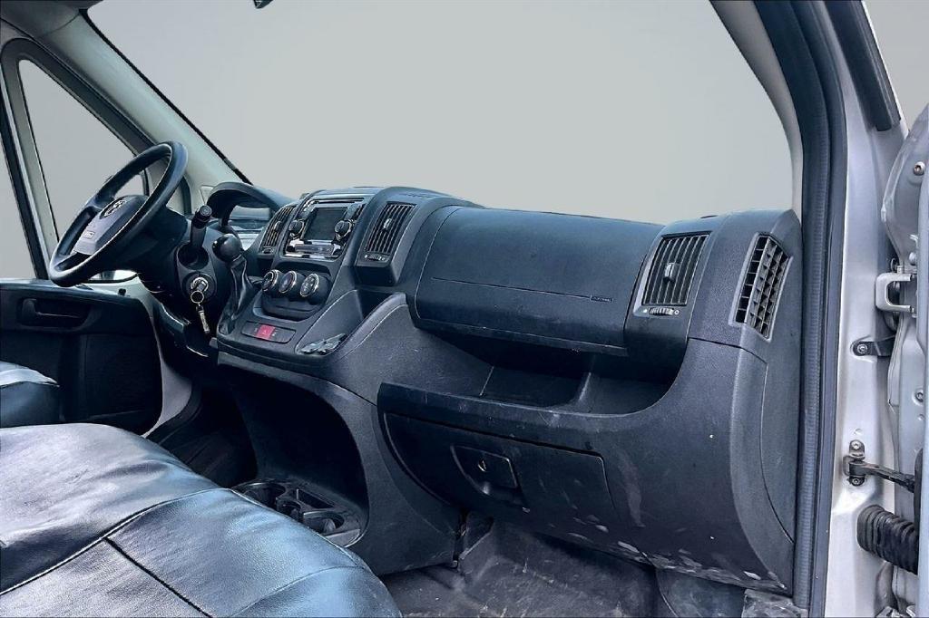 RAM Promaster 1500 High Roof Tradesman 136-in. WB 2015