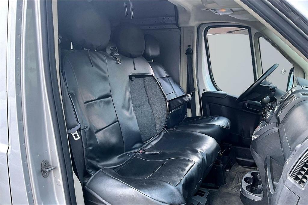 RAM Promaster 1500 High Roof Tradesman 136-in. WB 2015