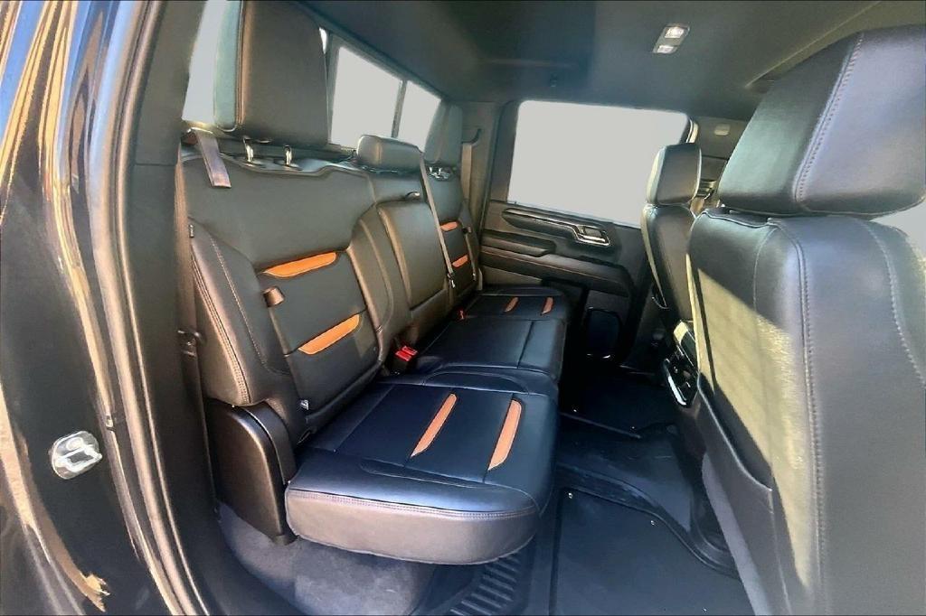 GMC Sierra 2500HD AT4 Crew Cab 4WD 2024