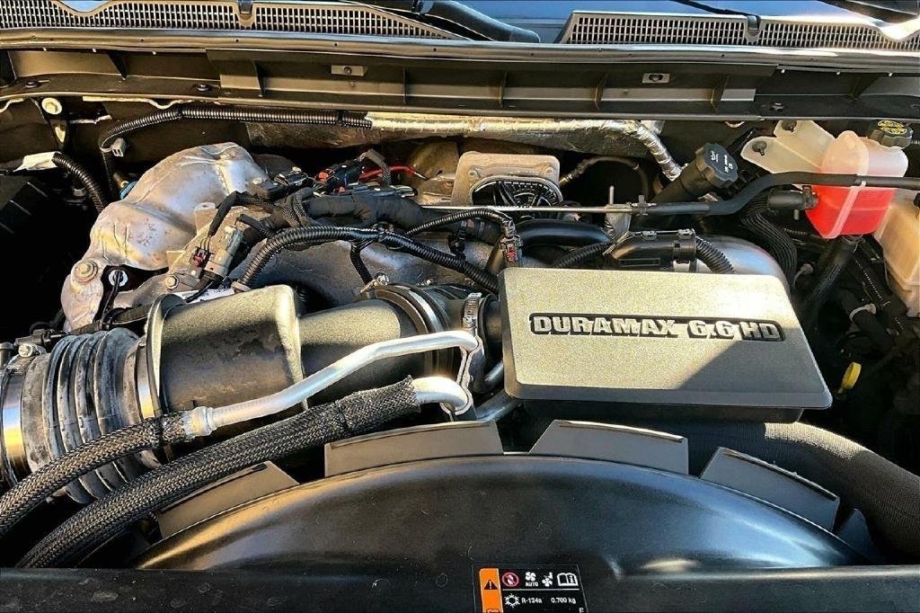 GMC Sierra 2500HD AT4 Crew Cab 4WD 2024
