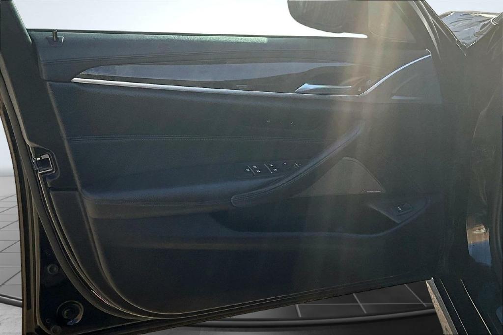 BMW 5-Series 540i 2018
