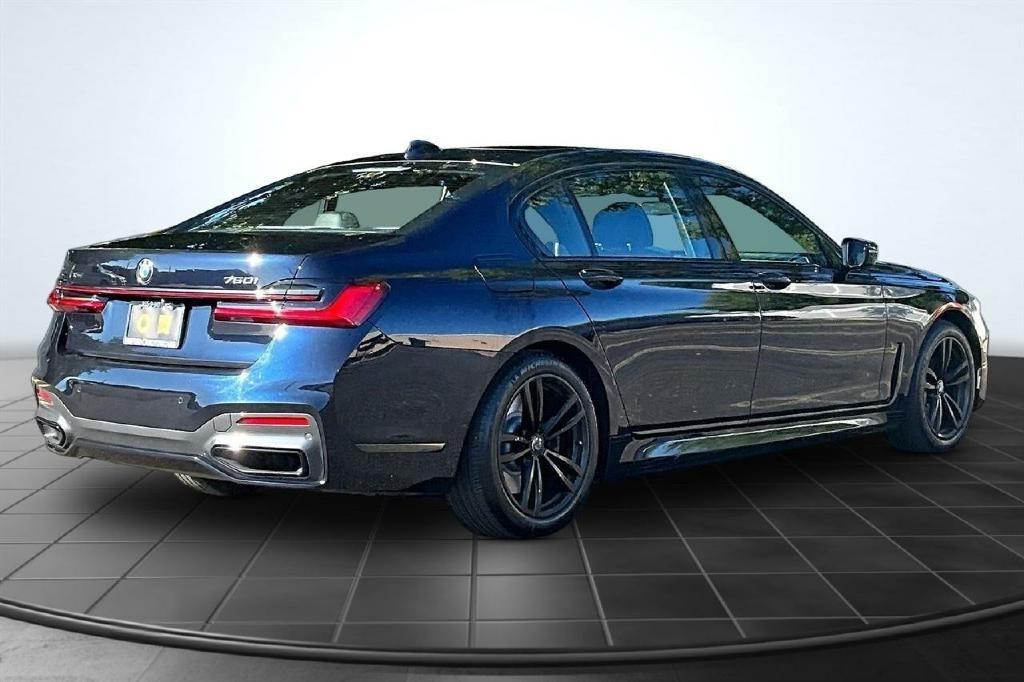 BMW 7-Series 750i xDrive 2021