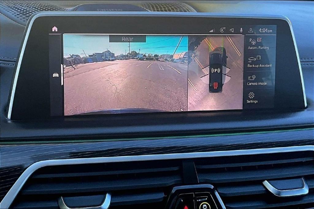 BMW 7-Series 750i xDrive 2021