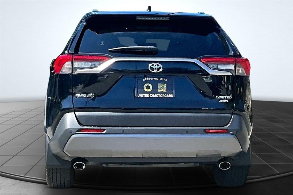 Toyota RAV4 Limited AWD 2019