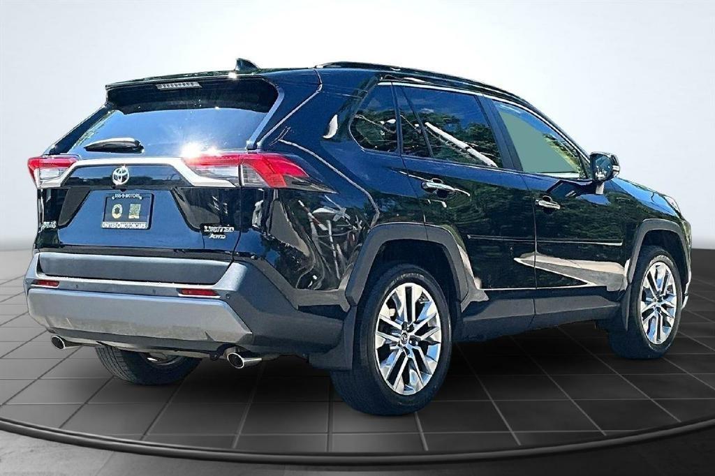 Toyota RAV4 Limited AWD 2019