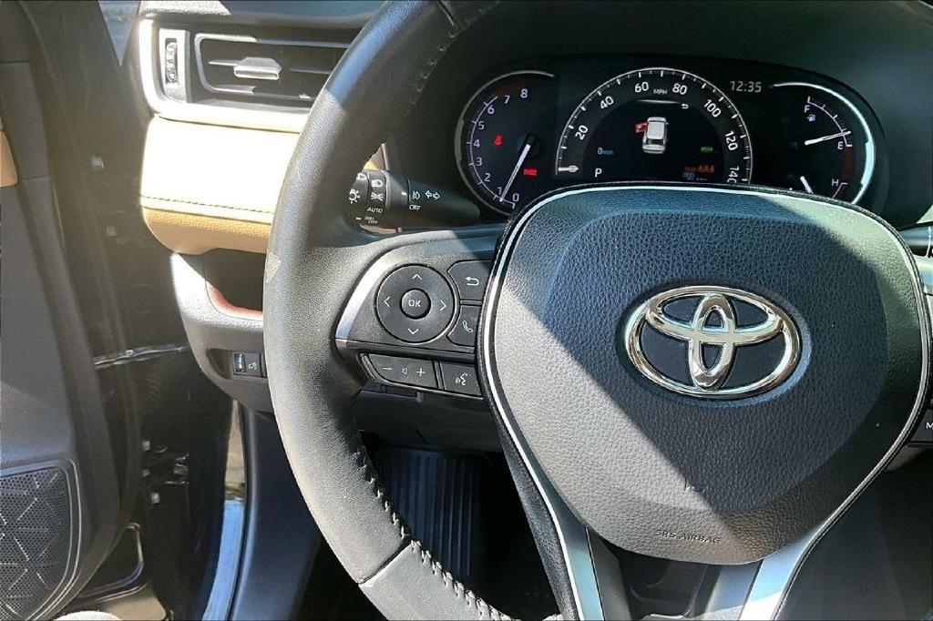 Toyota RAV4 Limited AWD 2019