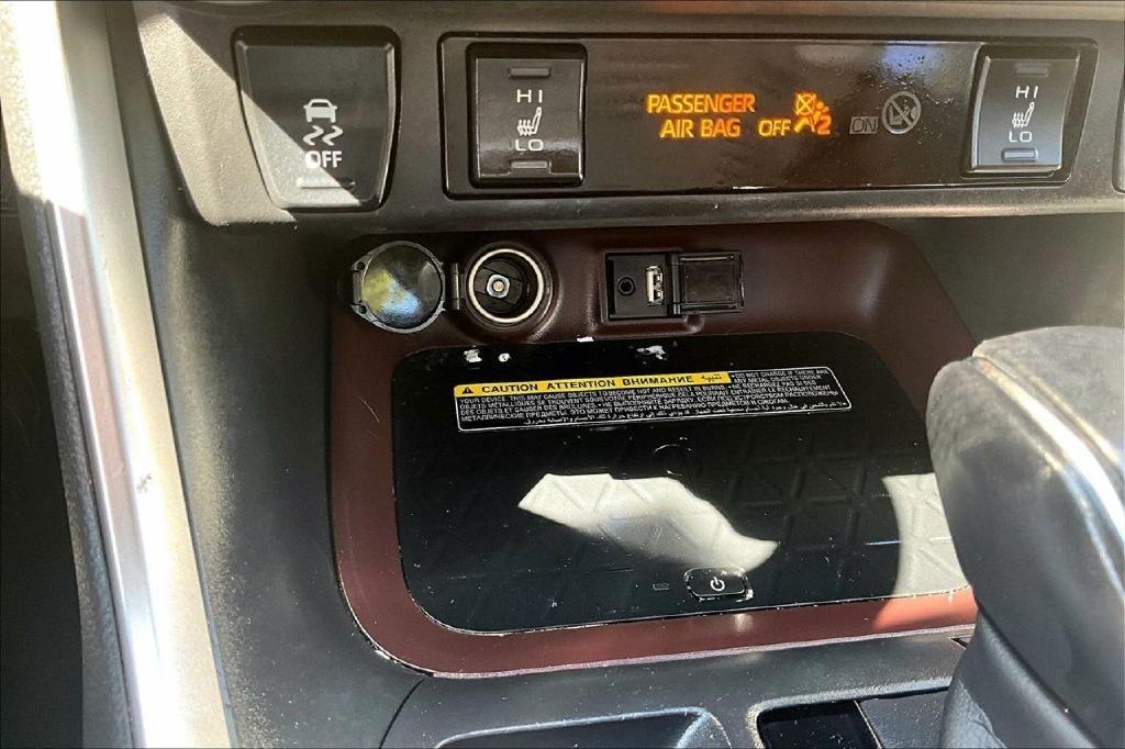 Toyota RAV4 Limited AWD 2019