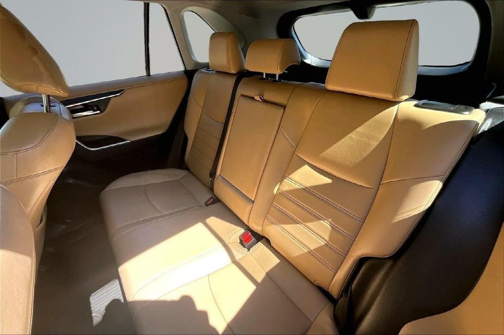 Toyota RAV4 Limited AWD 2019
