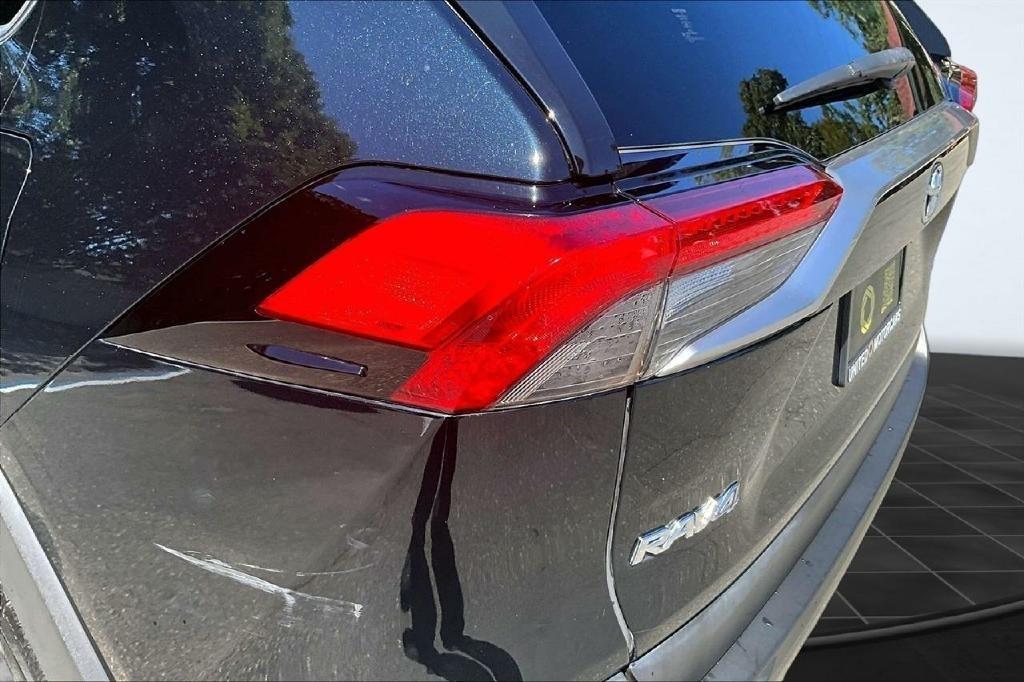Toyota RAV4 Limited AWD 2019
