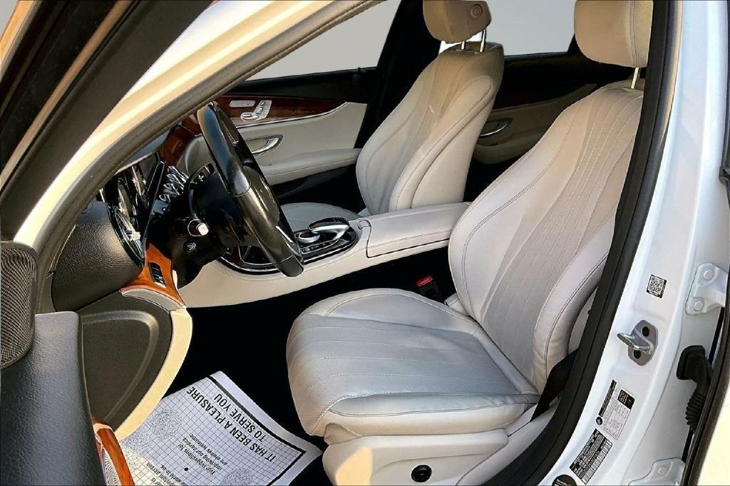 Mercedes-Benz E-Class E300 Luxury 4MATIC Sedan 2019