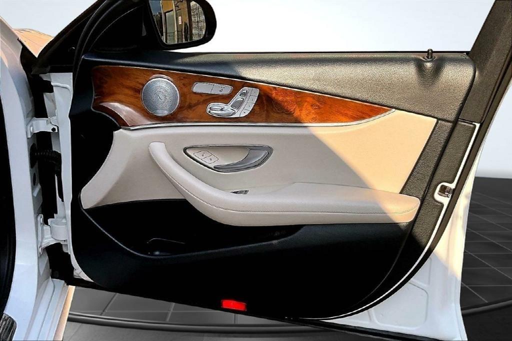 Mercedes-Benz E-Class E300 Luxury 4MATIC Sedan 2019