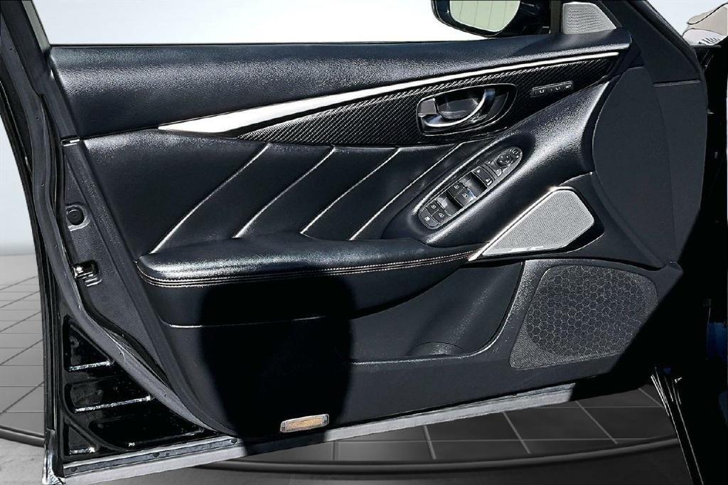 Infiniti Q50 Red Sport 400 AWD 2023