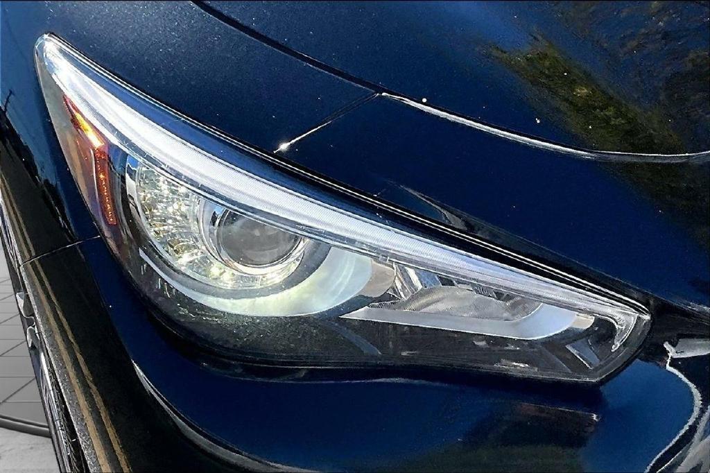 Infiniti Q50 Red Sport 400 AWD 2023
