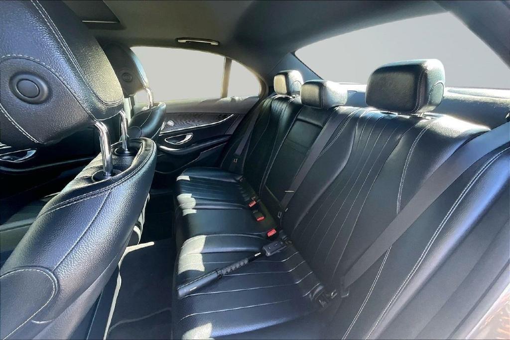 Mercedes-Benz E-Class E300 Luxury 4MATIC Sedan 2017
