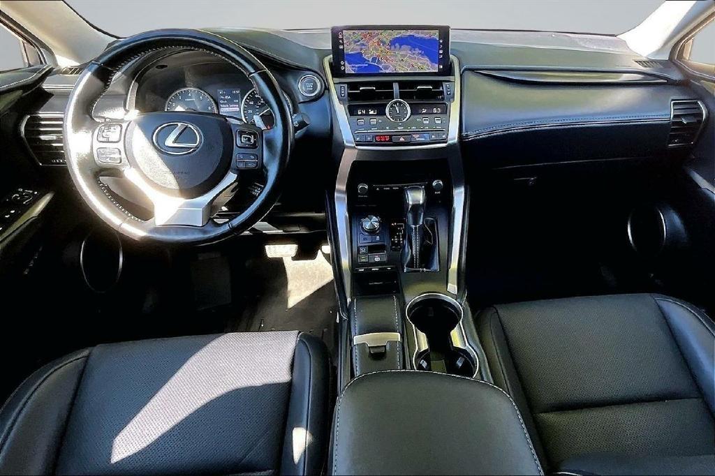 Lexus NX 300 Premium AWD 2020