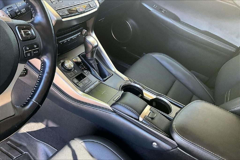 Lexus NX 300 Premium AWD 2020